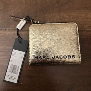 Marc Jacobs Metallic Gold Wallet with tags still attached